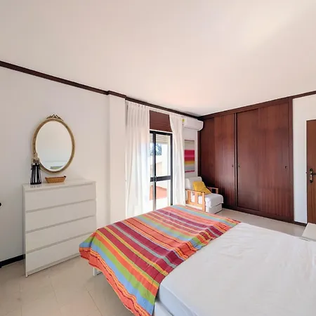 Apartment 06 Sra Da Rocha - Casas & Papeis
