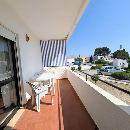 Apartment 06 Sra Da Rocha - Casas & Papeis