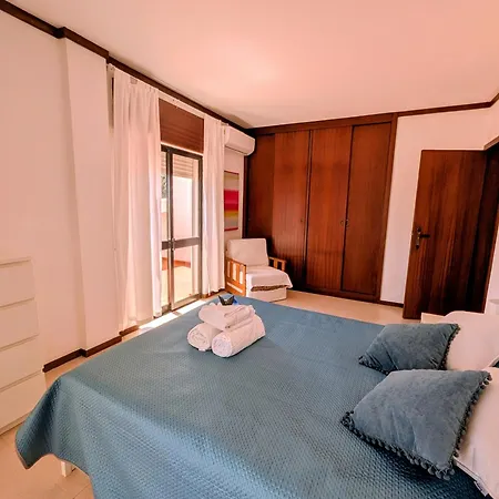 06 Sra Da Rocha - Casas & Papeis Porches (Algarve)