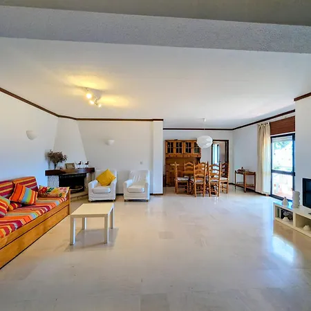 Apartment 06 Sra Da Rocha - Casas & Papeis *