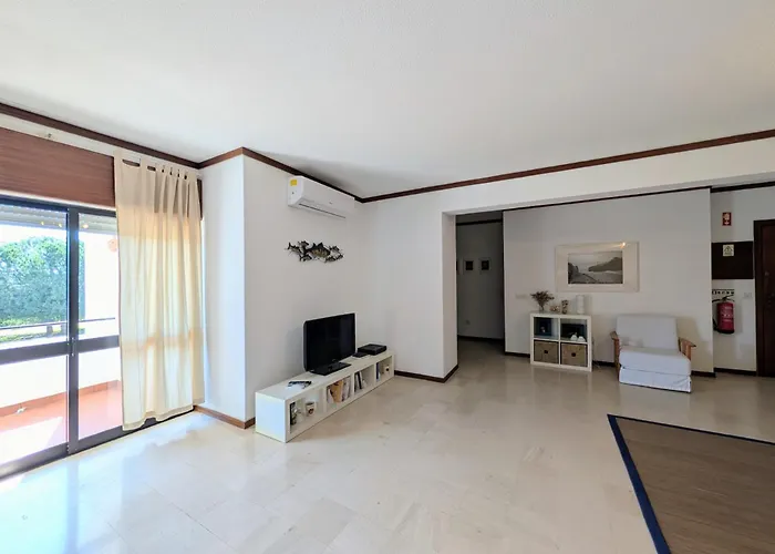 06 Sra Da Rocha - Casas & Papeis